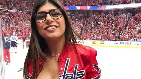 mia khalfia tits|MIA khalifa tits Search